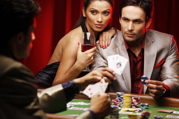 rumah4d app showing live blackjack and roulette tables with dealer video feeds